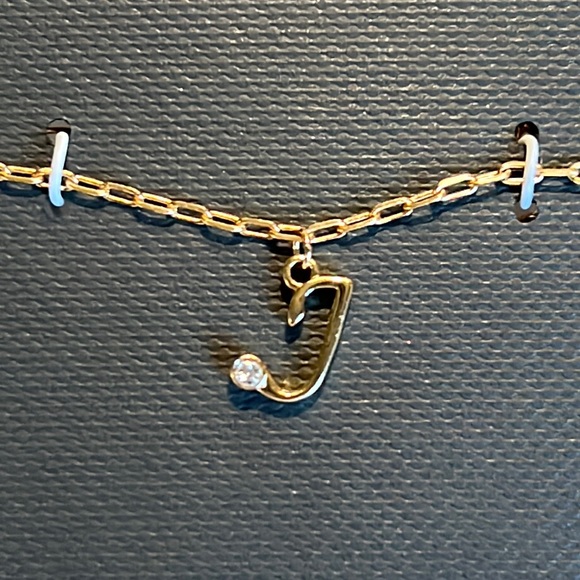 Vince Camuto Gold Link Necklace with Initial J - Picture 2 of 3